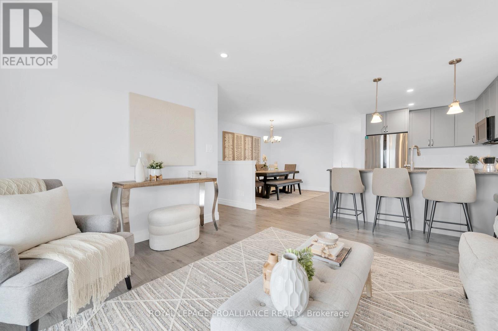 29 Cedar Park Crescent, Quinte West, Ontario  K8V 0J1 - Photo 21 - X12871364