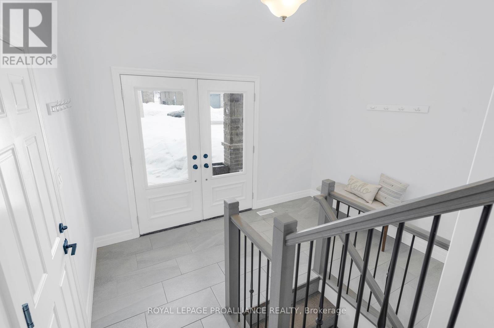 29 Cedar Park Crescent, Quinte West, Ontario  K8V 0J1 - Photo 8 - X12871364