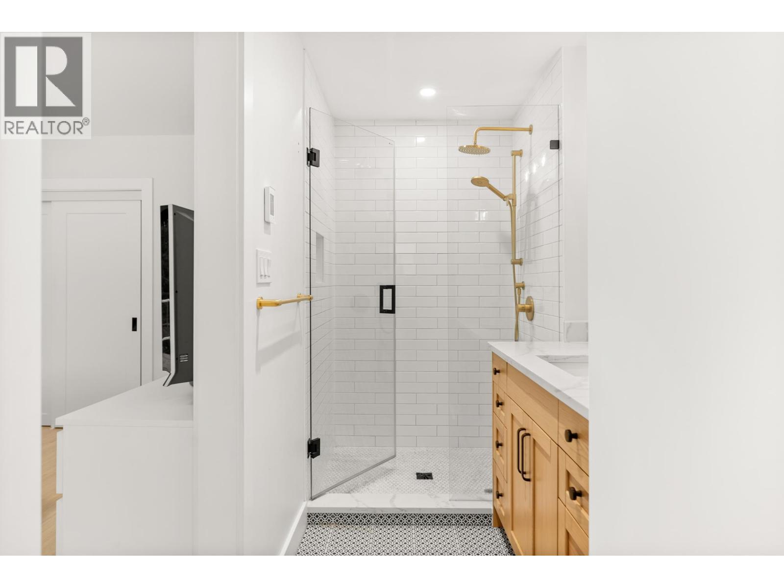 1017 Walalee Drive, Delta, British Columbia  V4M 2L9 - Photo 31 - R3098649