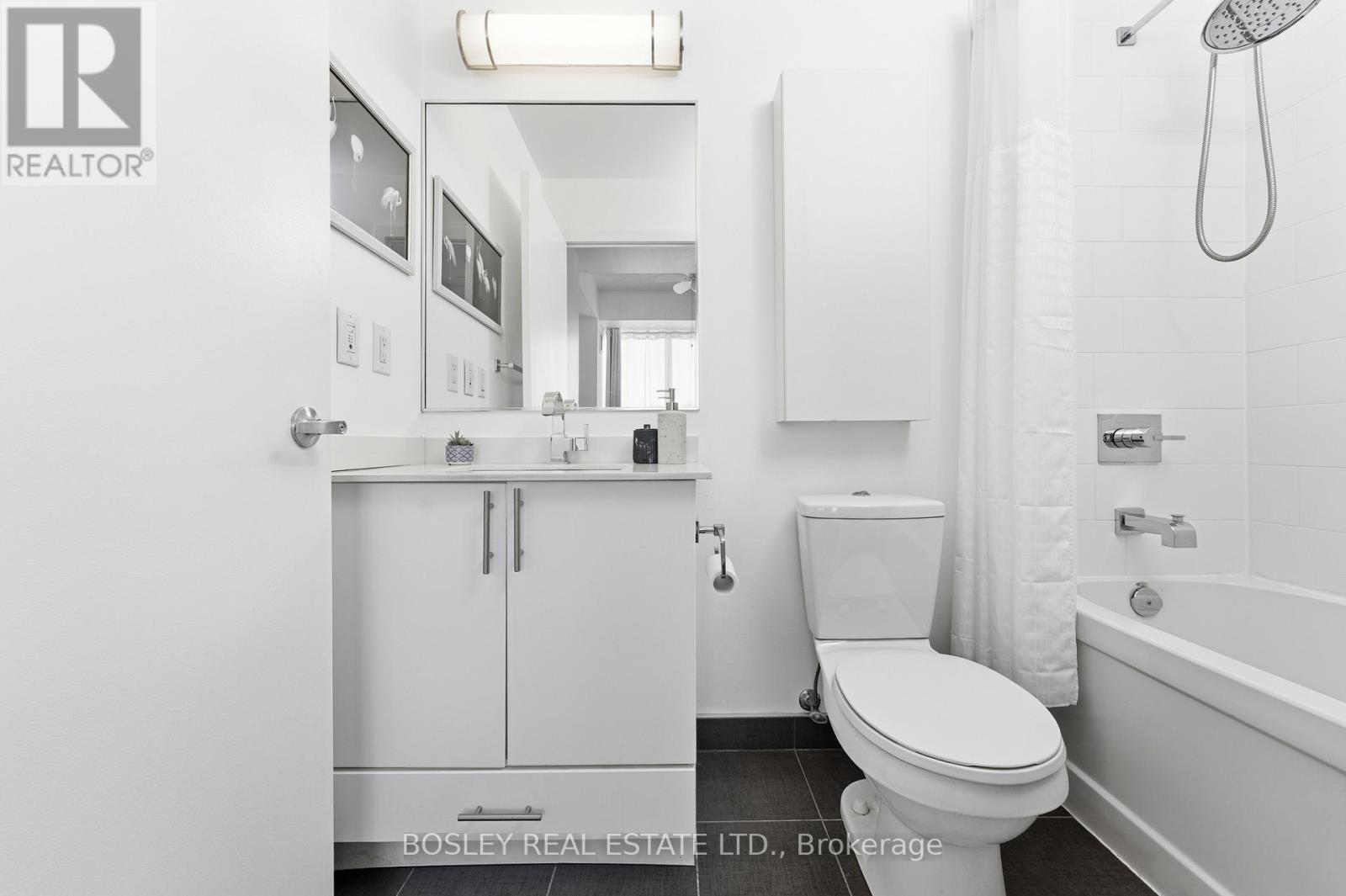 2507 - 225 Sackville Street, Toronto, Ontario  M5A 0B9 - Photo 19 - C12871360