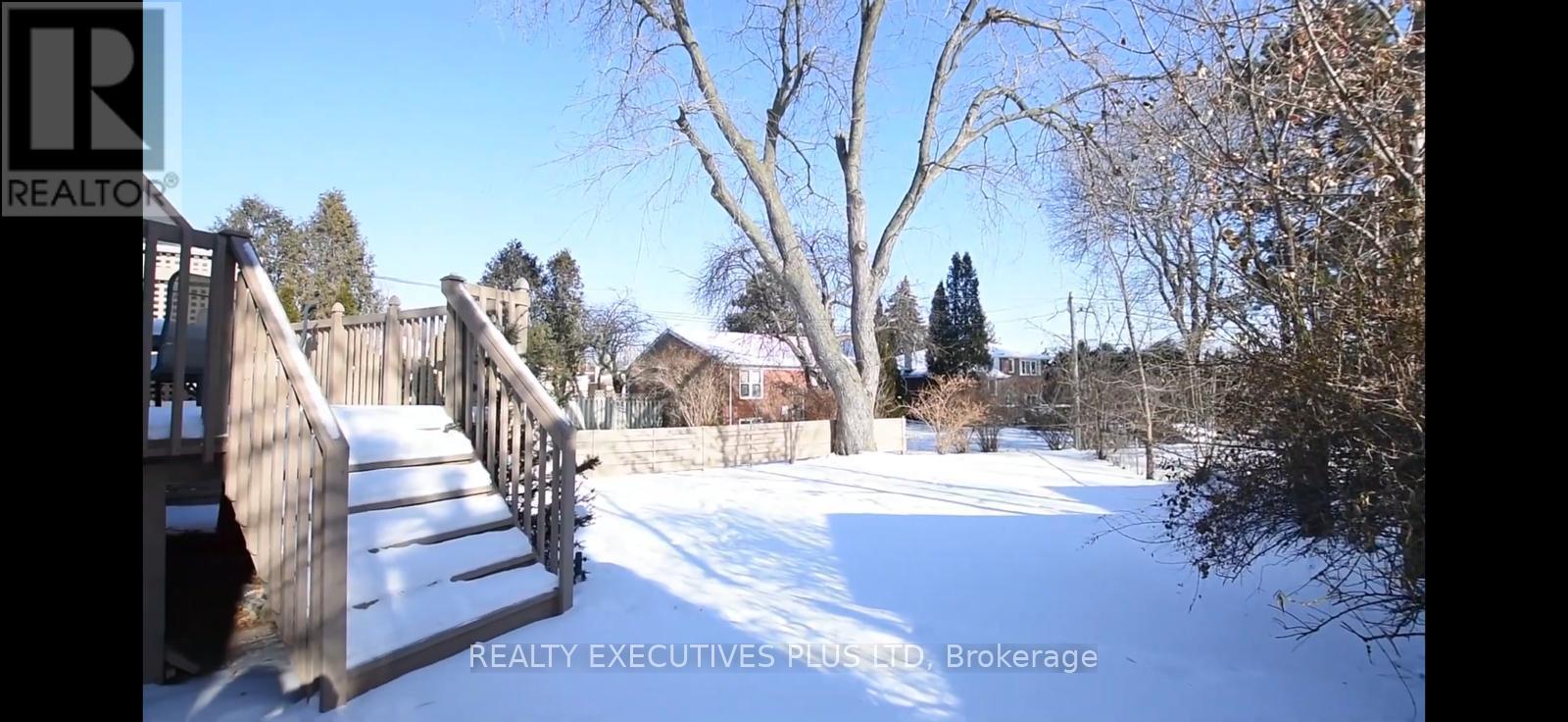 19 Brucedale Crescent, Toronto, Ontario  M2K 2C6 - Photo 12 - C12865728