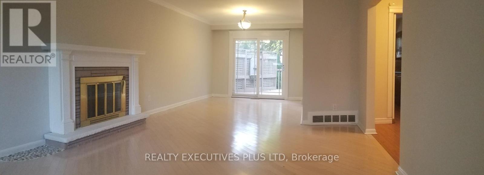 19 Brucedale Crescent, Toronto, Ontario  M2K 2C6 - Photo 7 - C12865728