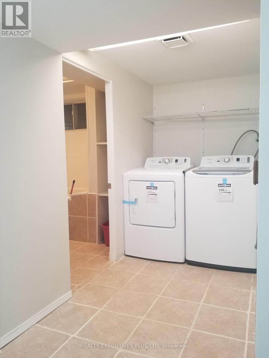 19 Brucedale Crescent, Toronto, Ontario  M2K 2C6 - Photo 10 - C12865728