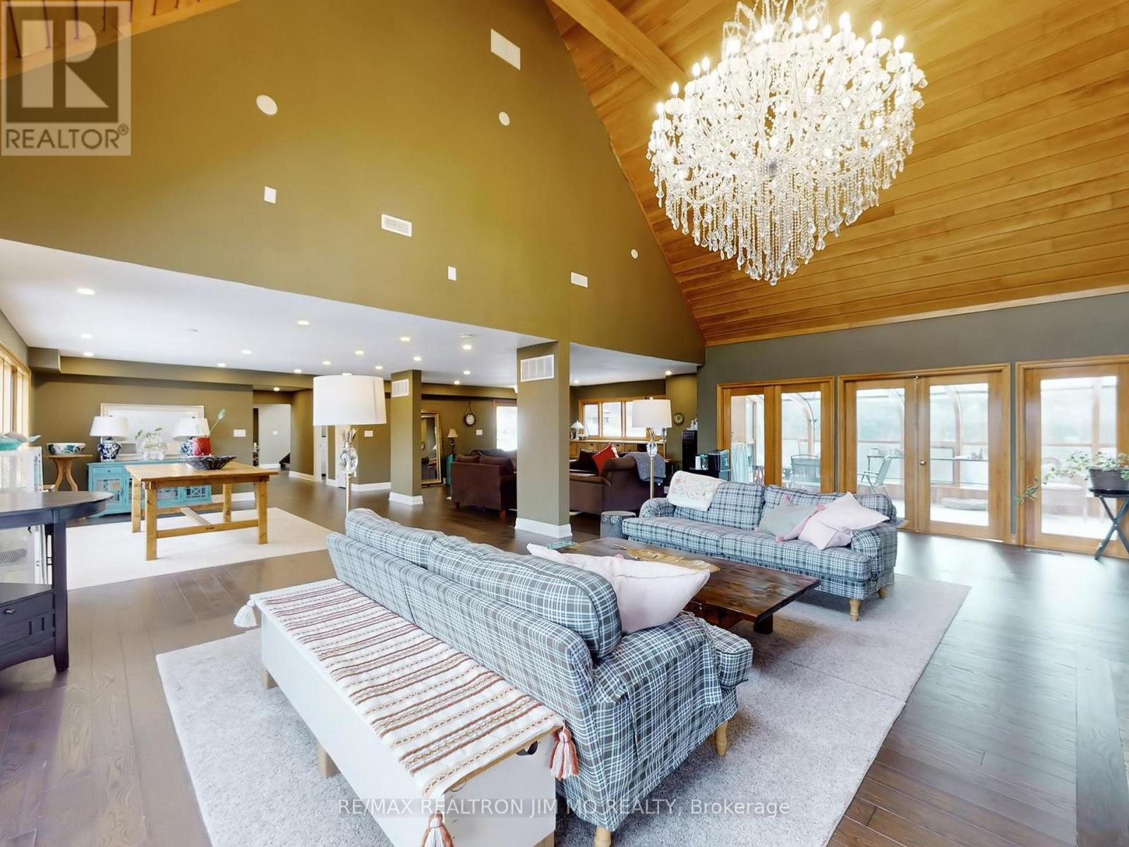 1785 Davis Drive W, King, Ontario  L3Y 4V9 - Photo 23 - N12869374