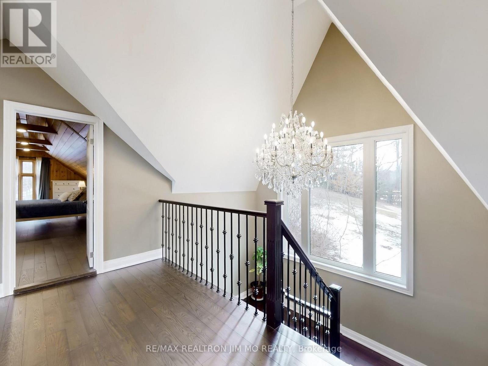 1785 Davis Drive W, King, Ontario  L3Y 4V9 - Photo 32 - N12869374