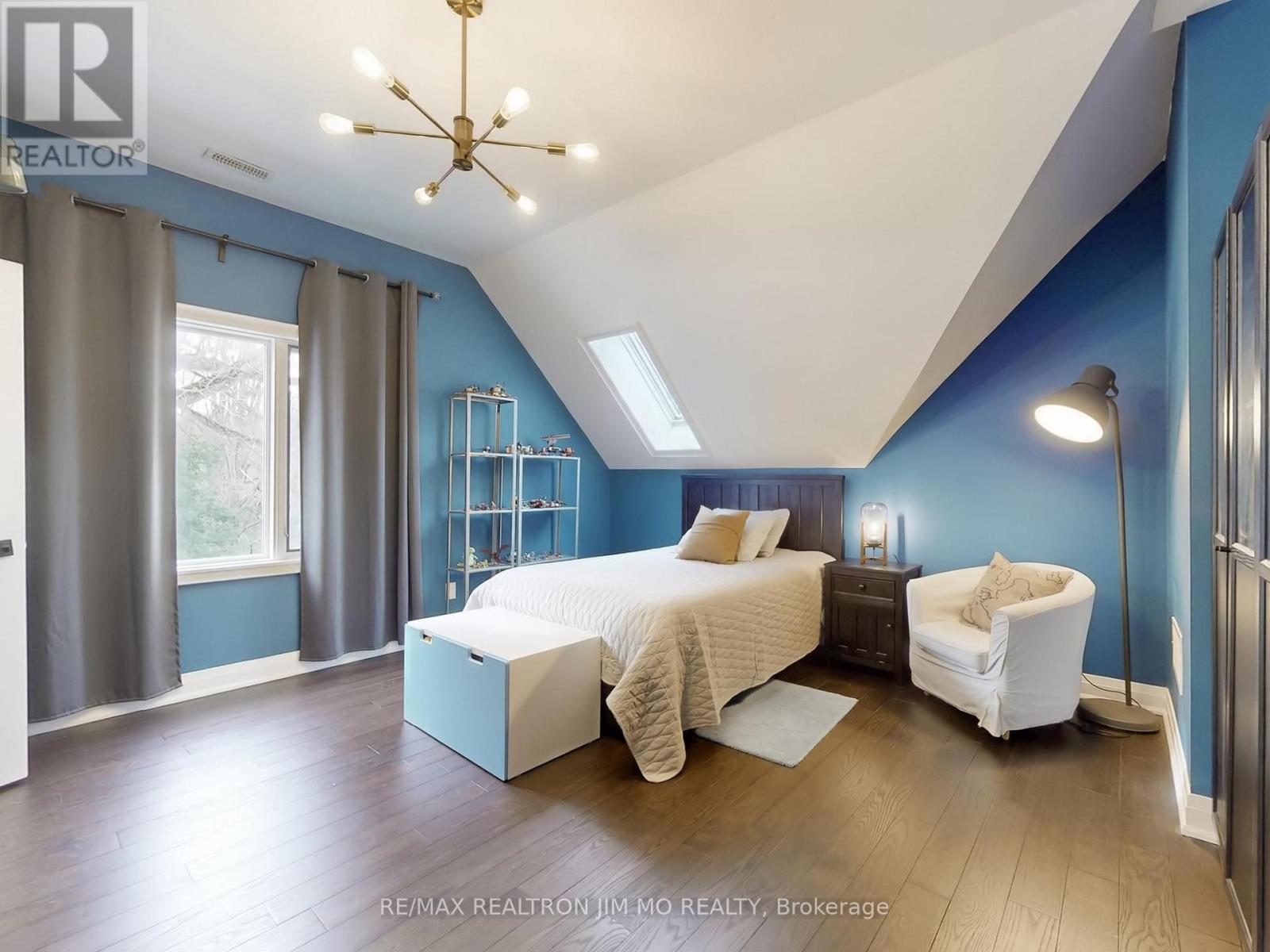 1785 Davis Drive W, King, Ontario  L3Y 4V9 - Photo 37 - N12869374