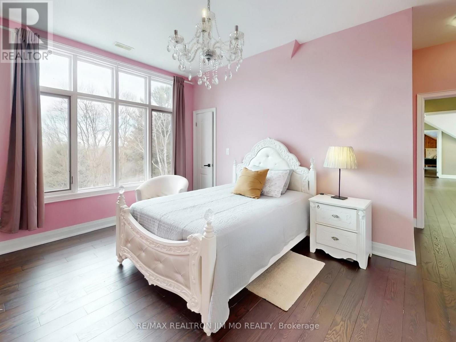 1785 Davis Drive W, King, Ontario  L3Y 4V9 - Photo 38 - N12869374