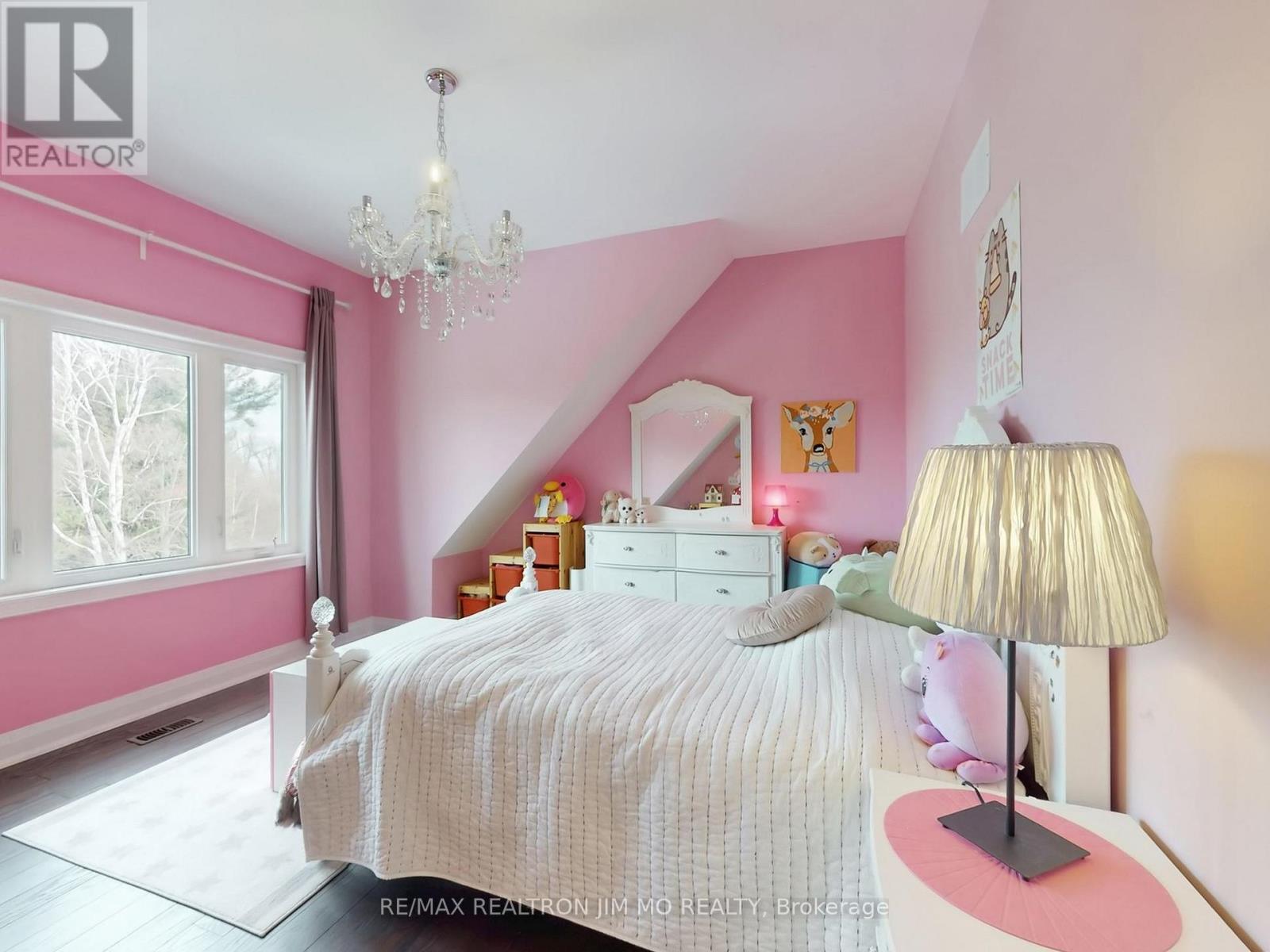 1785 Davis Drive W, King, Ontario  L3Y 4V9 - Photo 39 - N12869374