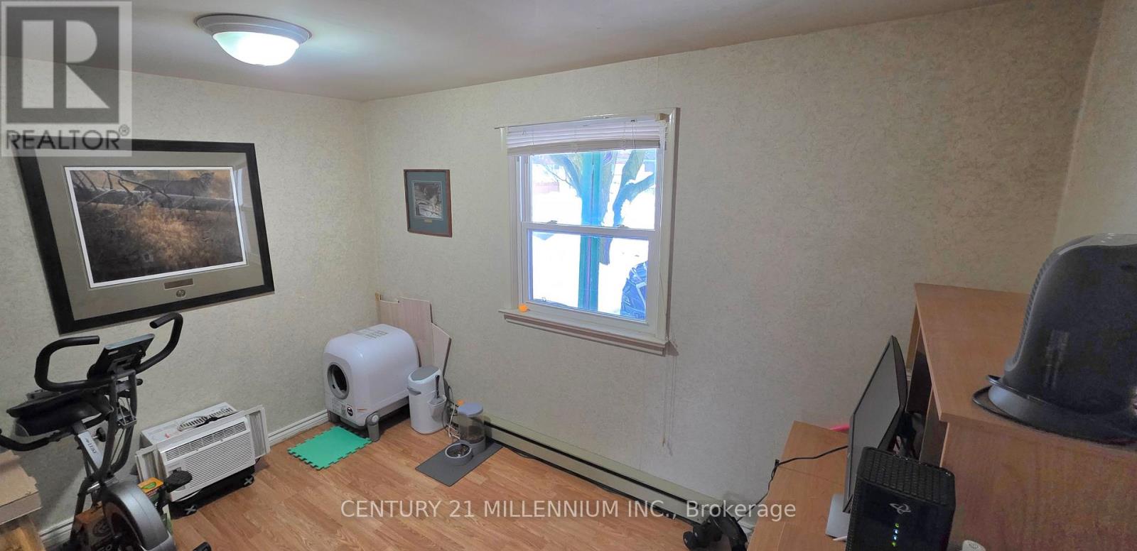 9 Crestview Avenue, Brampton, Ontario  L6W 2R7 - Photo 12 - W12784442