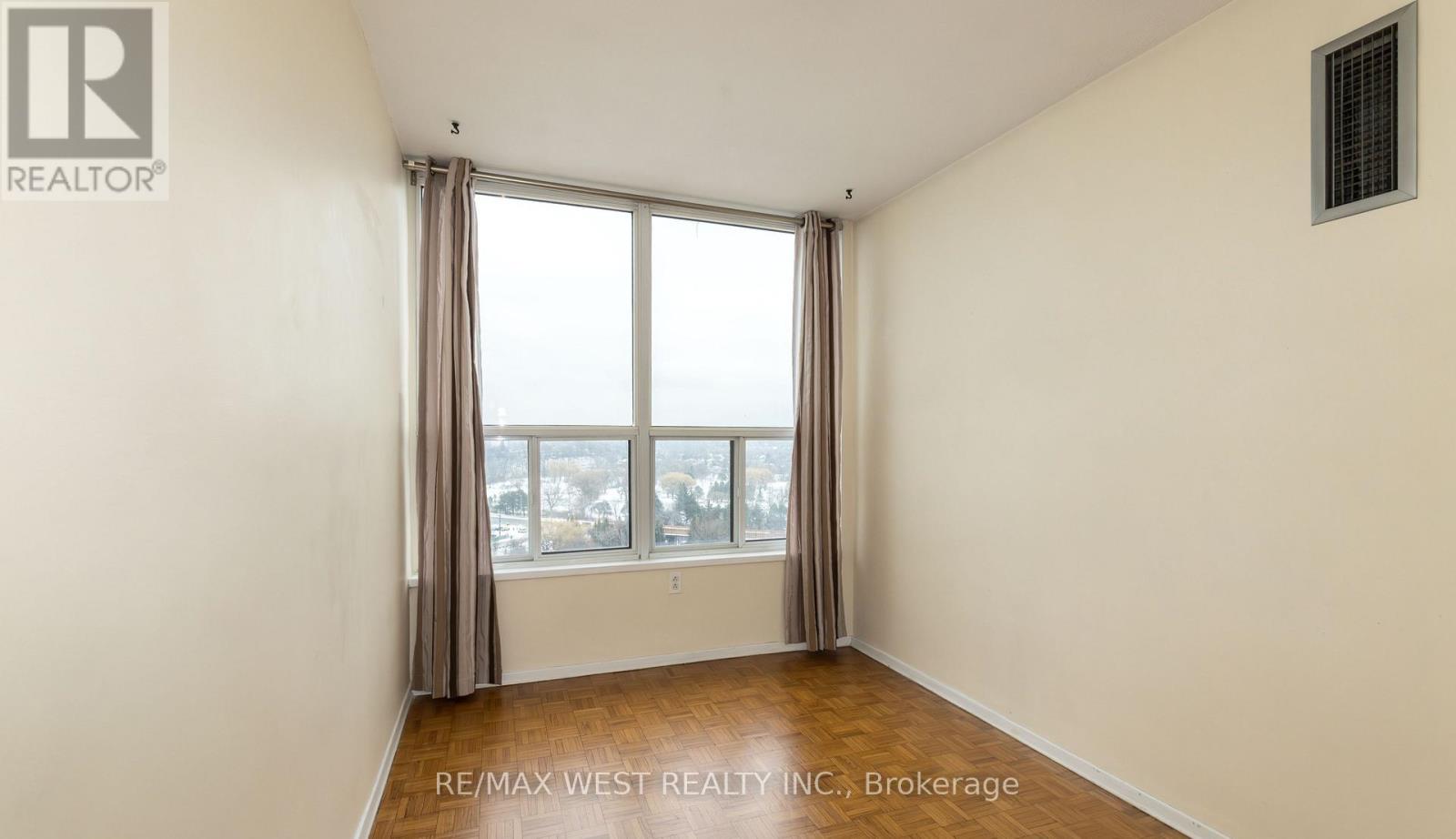 1509 - 85 Emmett Avenue, Toronto, Ontario  M6M 5A2 - Photo 16 - W12817486