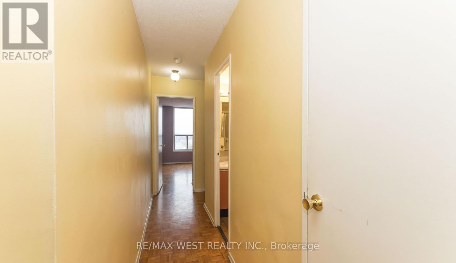 1509 - 85 Emmett Avenue, Toronto, Ontario  M6M 5A2 - Photo 25 - W12817486