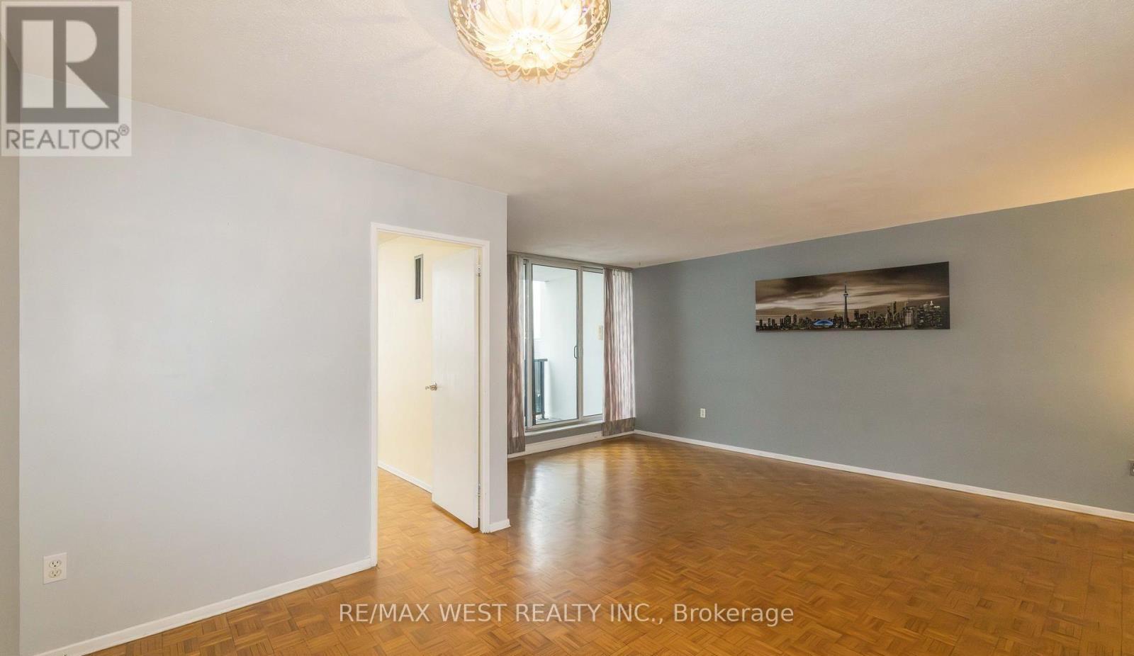 1509 - 85 Emmett Avenue, Toronto, Ontario  M6M 5A2 - Photo 11 - W12817486