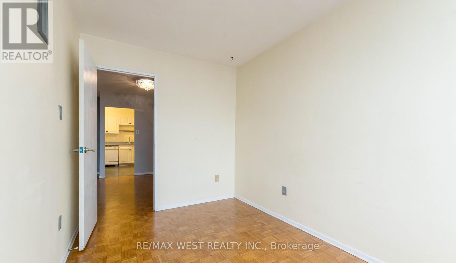 1509 - 85 Emmett Avenue, Toronto, Ontario  M6M 5A2 - Photo 17 - W12817486