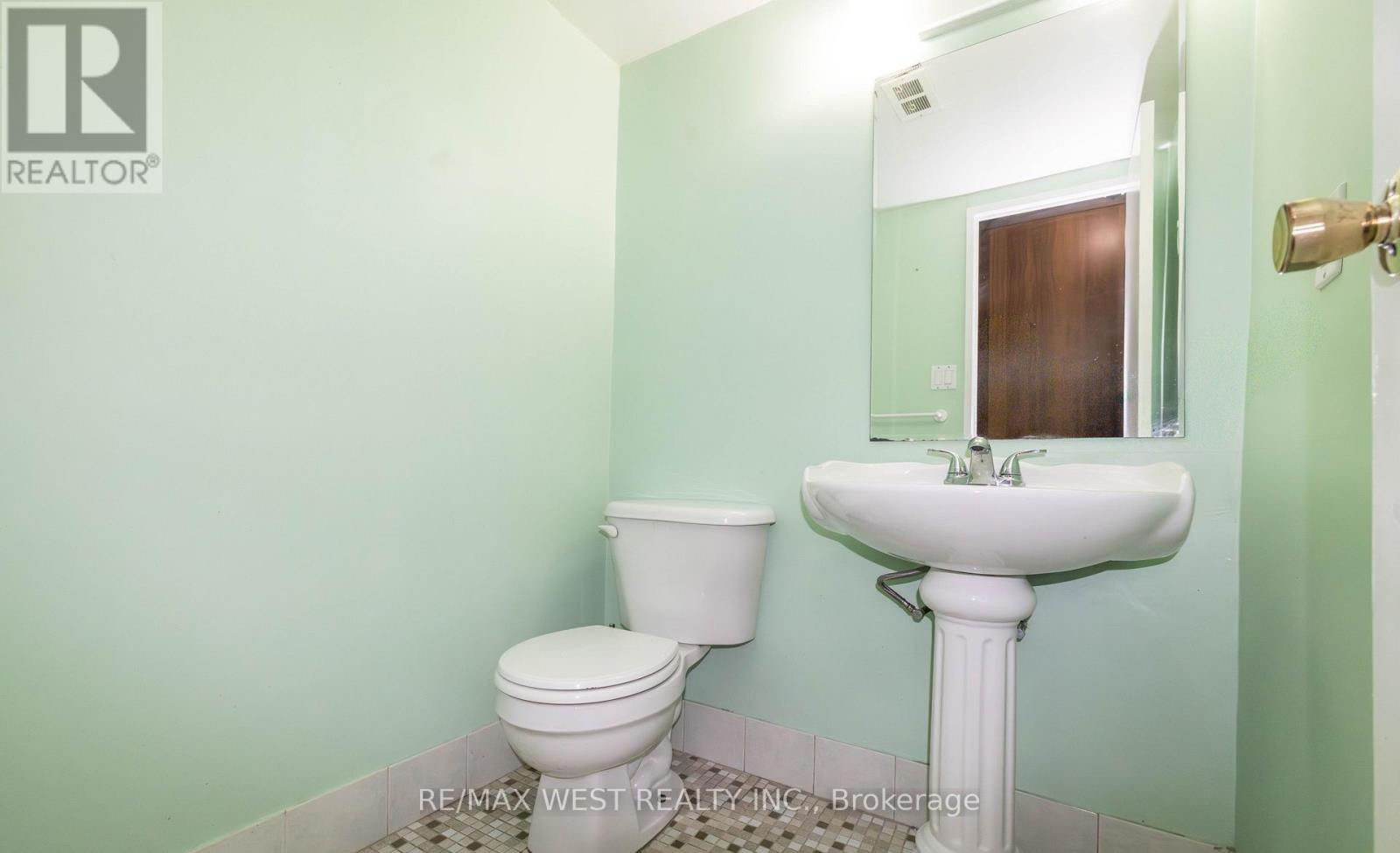 1509 - 85 Emmett Avenue, Toronto, Ontario  M6M 5A2 - Photo 36 - W12817486