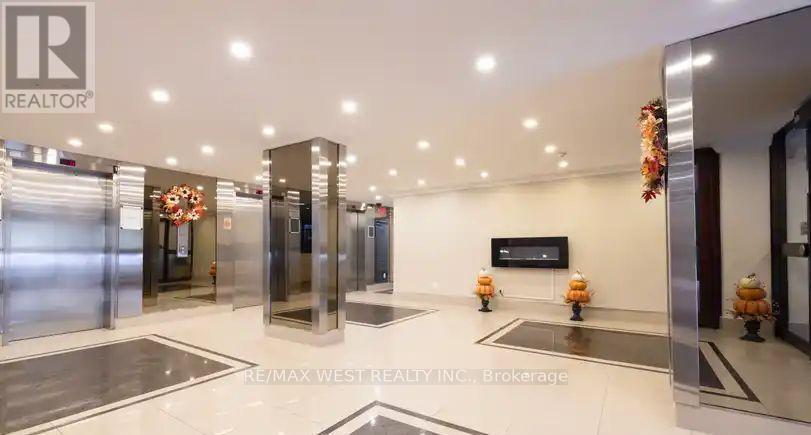 1509 - 85 Emmett Avenue, Toronto, Ontario  M6M 5A2 - Photo 7 - W12817486