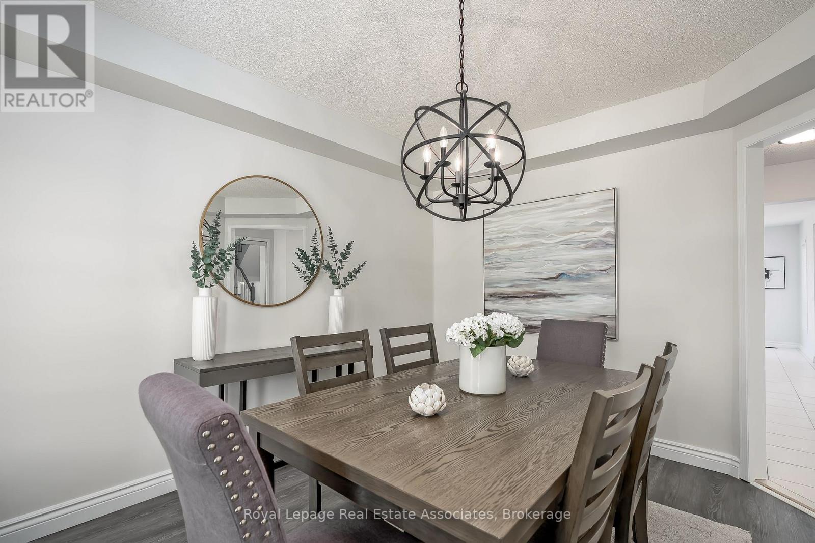 1130 Zimmerman Crescent, Milton, Ontario  L9T 5T2 - Photo 4 - W12851816