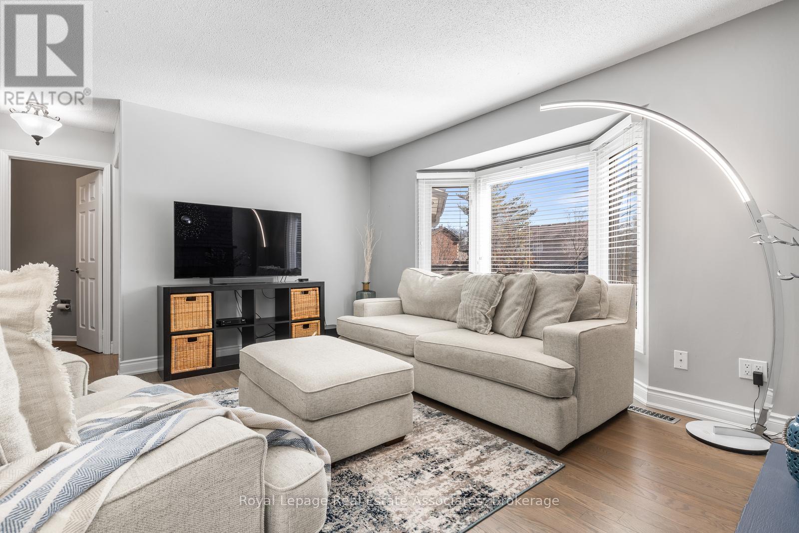 6762 Snow Goose Lane, Mississauga, Ontario  L5N 5J2 - Photo 21 - W12870326