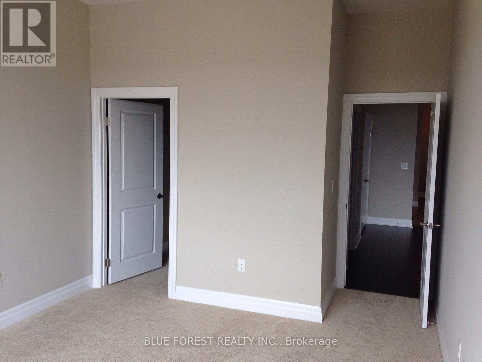 1208 - 240 Villagewalk Boulevard, London North, Ontario  N6G 0P6 - Photo 10 - X12871268