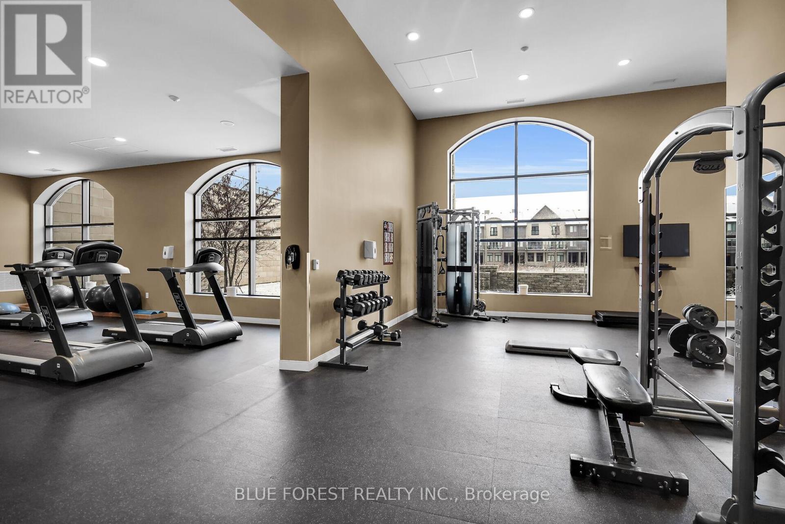 1208 - 240 Villagewalk Boulevard, London North, Ontario  N6G 0P6 - Photo 16 - X12871268