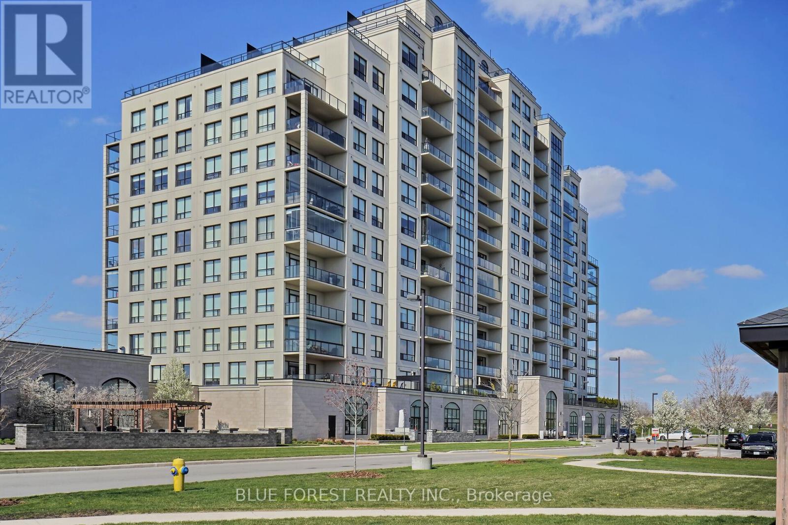 1208 - 240 Villagewalk Boulevard, London North, Ontario  N6G 0P6 - Photo 2 - X12871268