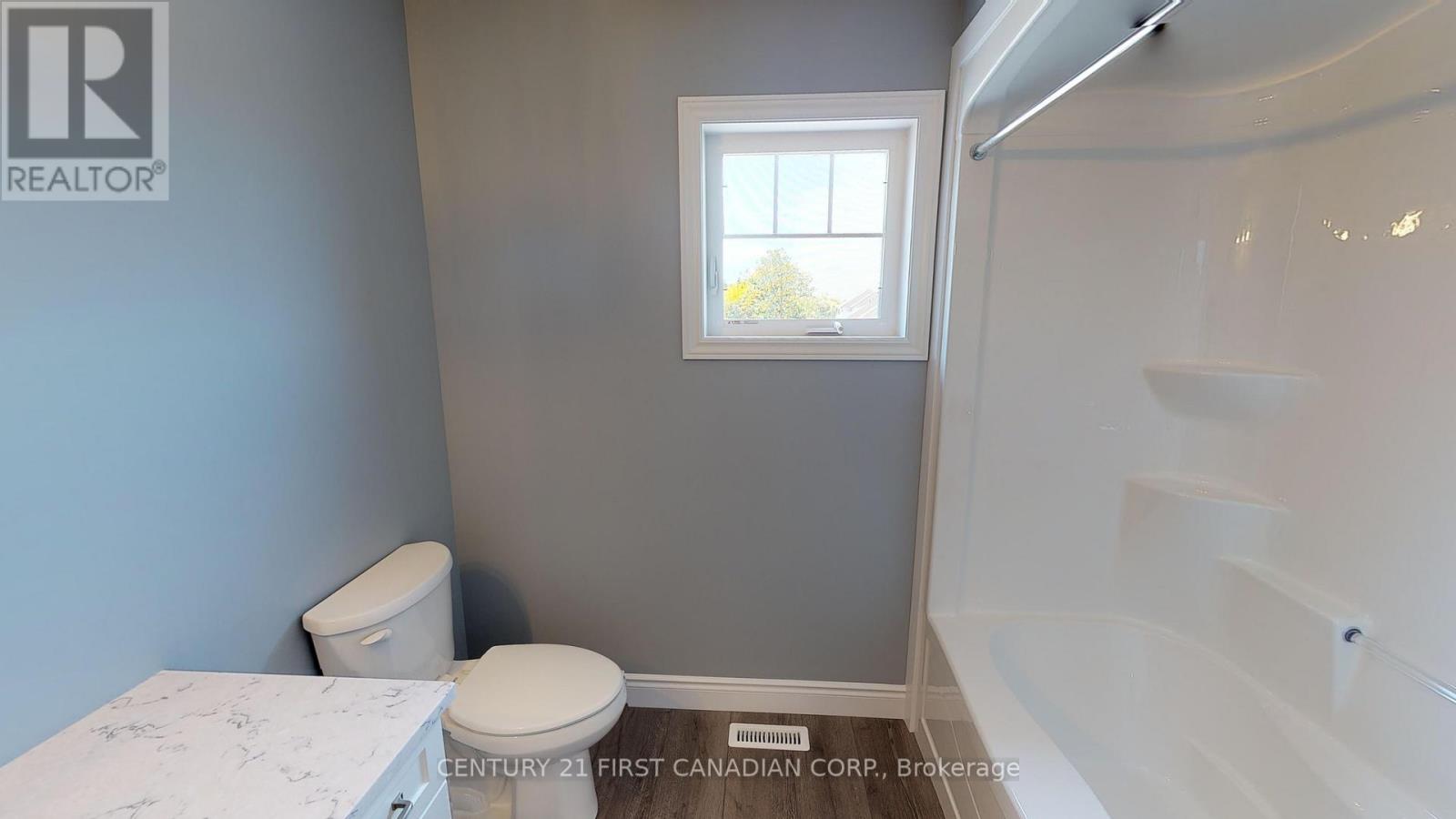 22 Postma Crescent, North Middlesex, Ontario  N0M 1A0 - Photo 14 - X12871320