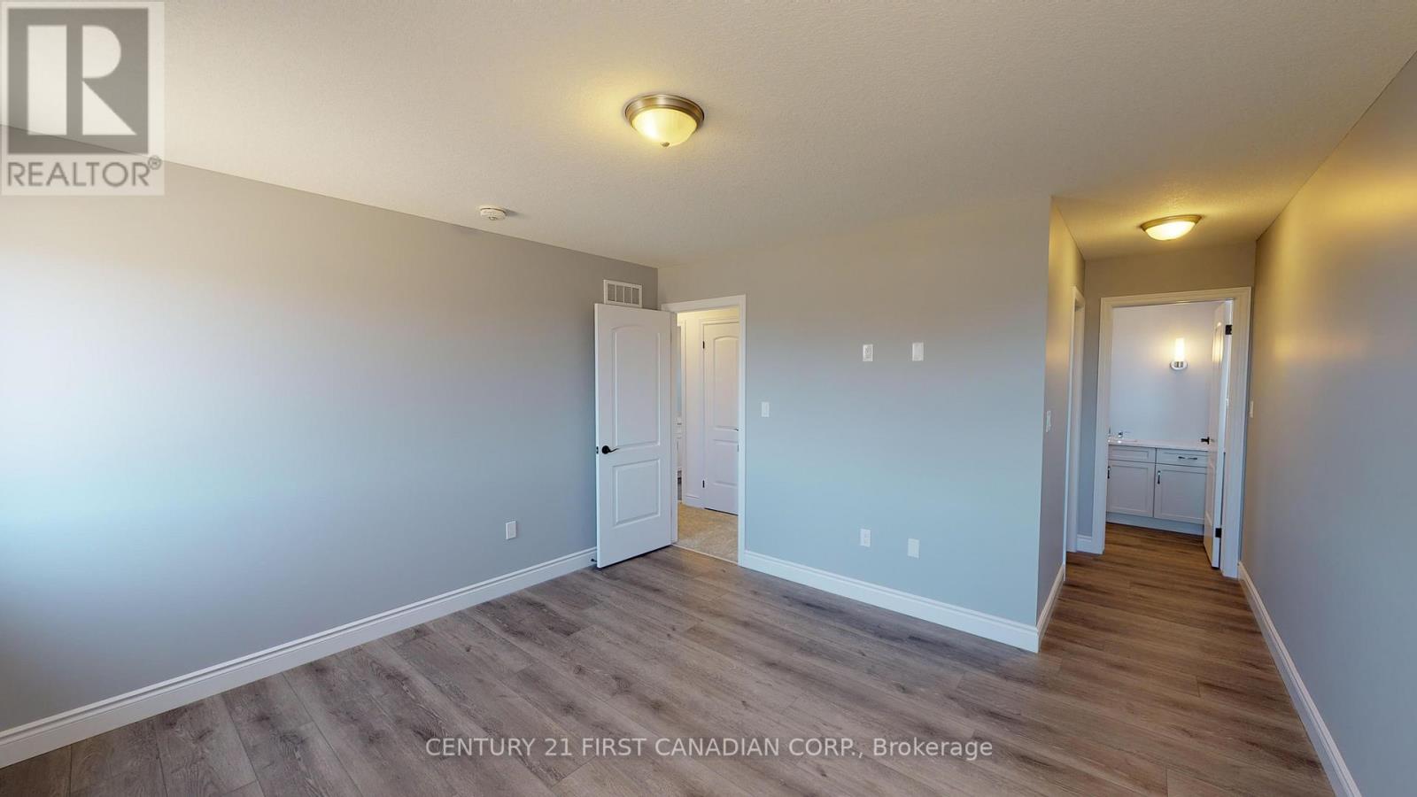 22 Postma Crescent, North Middlesex, Ontario  N0M 1A0 - Photo 16 - X12871320