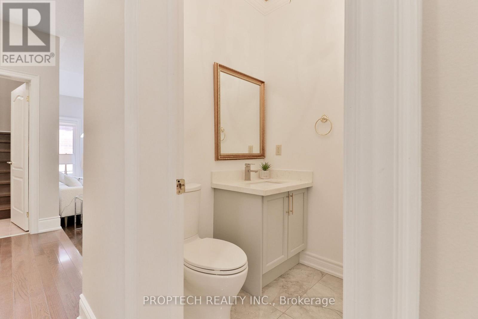 829 Quantra Crescent, Newmarket (Stonehaven-Wyndham), Ontario  L3X 1M8 - Photo 15 - N12871338