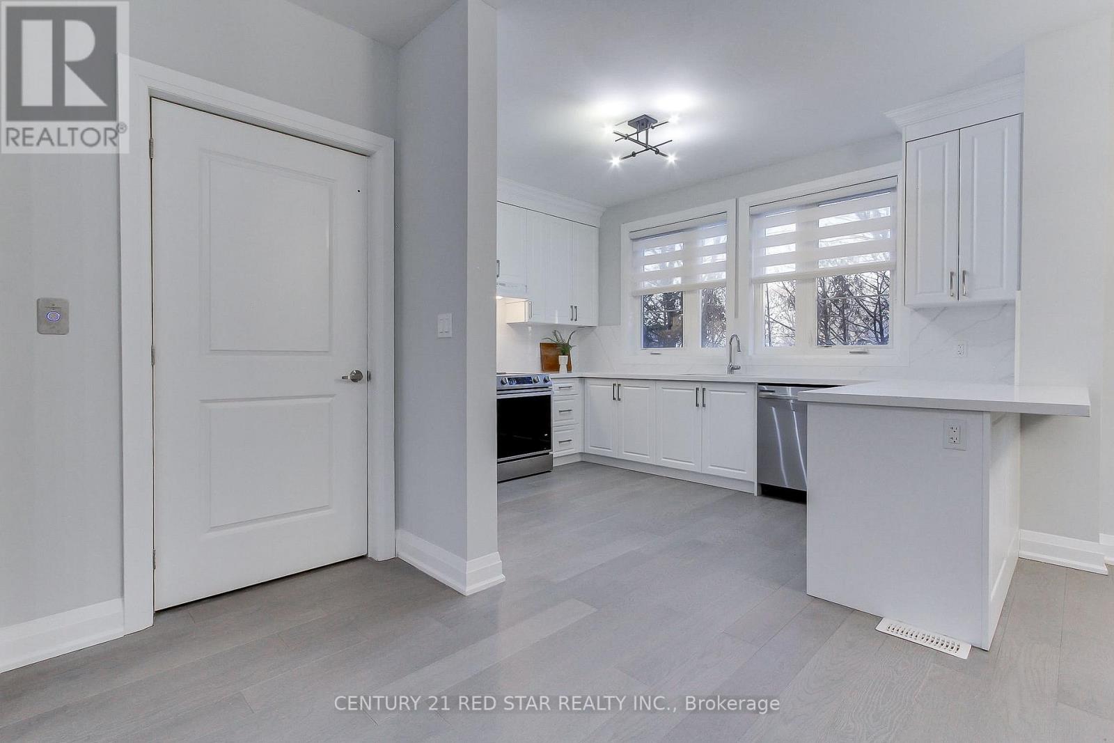 23 - 260 Eagle Street, Newmarket, Ontario  L3Y 1K1 - Photo 14 - N12871348