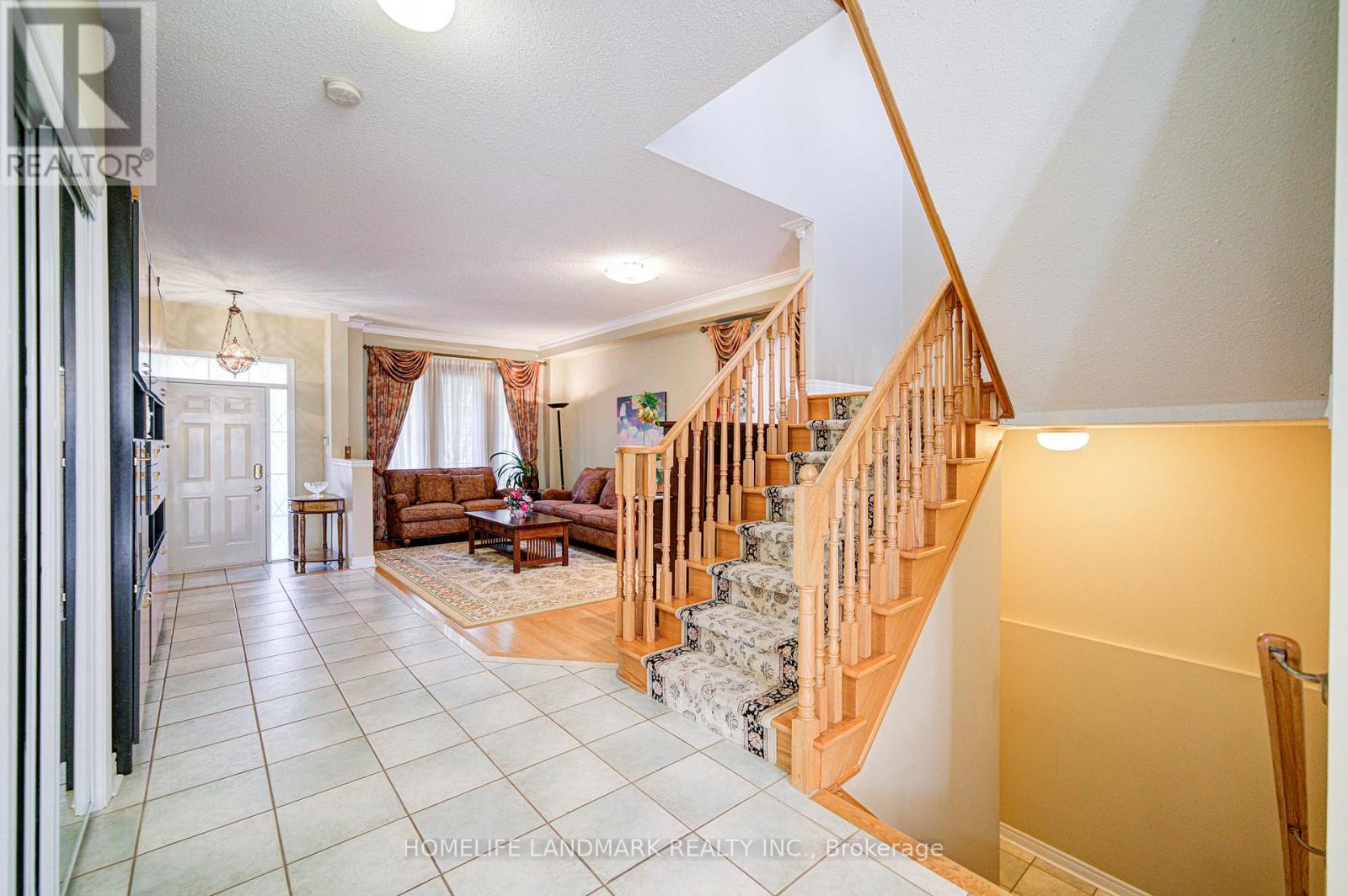 189 Silver Linden Drive, Richmond Hill (Langstaff), Ontario  L4B 4G6 - Photo 10 - N12871362