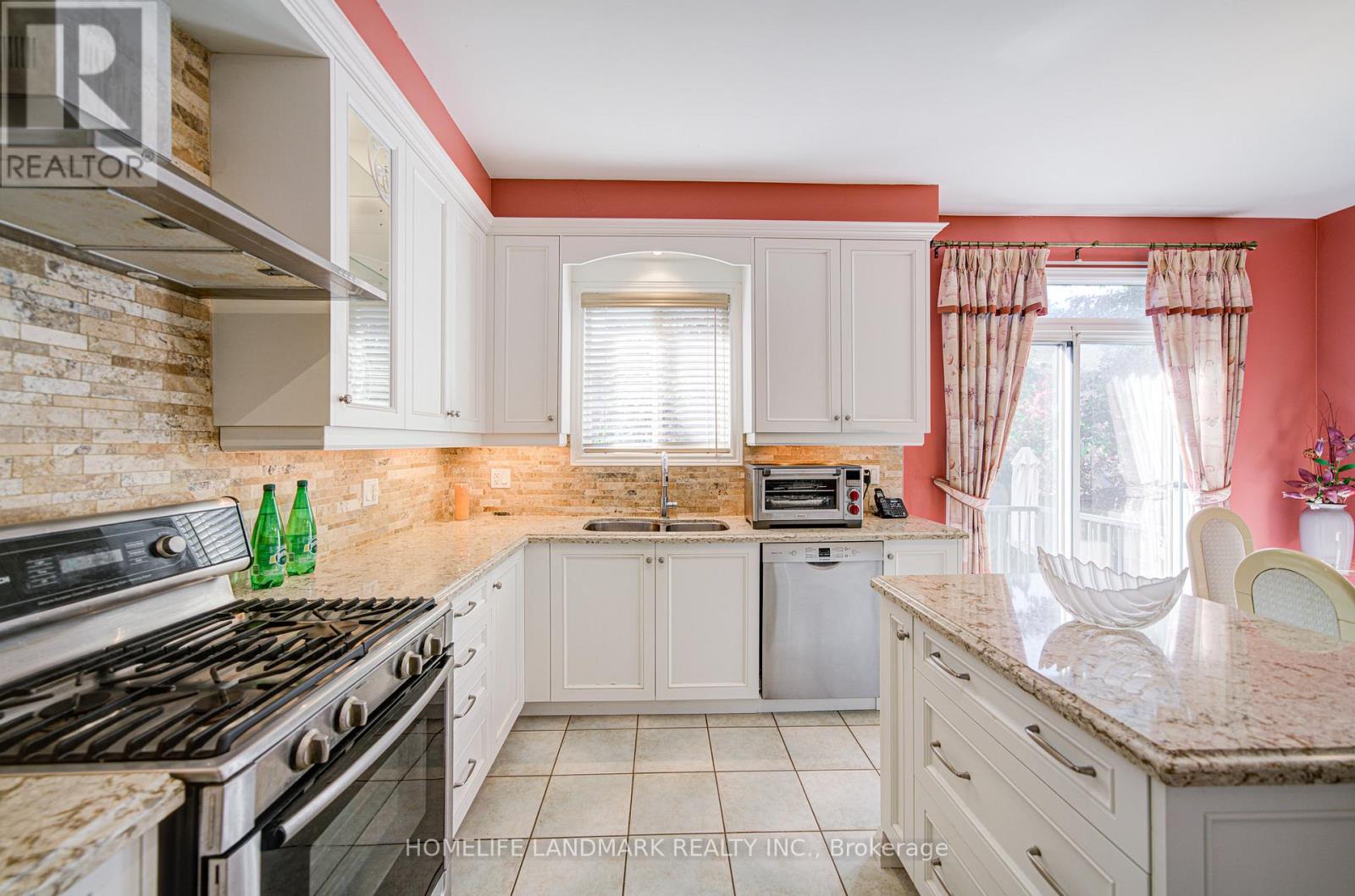 189 Silver Linden Drive, Richmond Hill (Langstaff), Ontario  L4B 4G6 - Photo 19 - N12871362