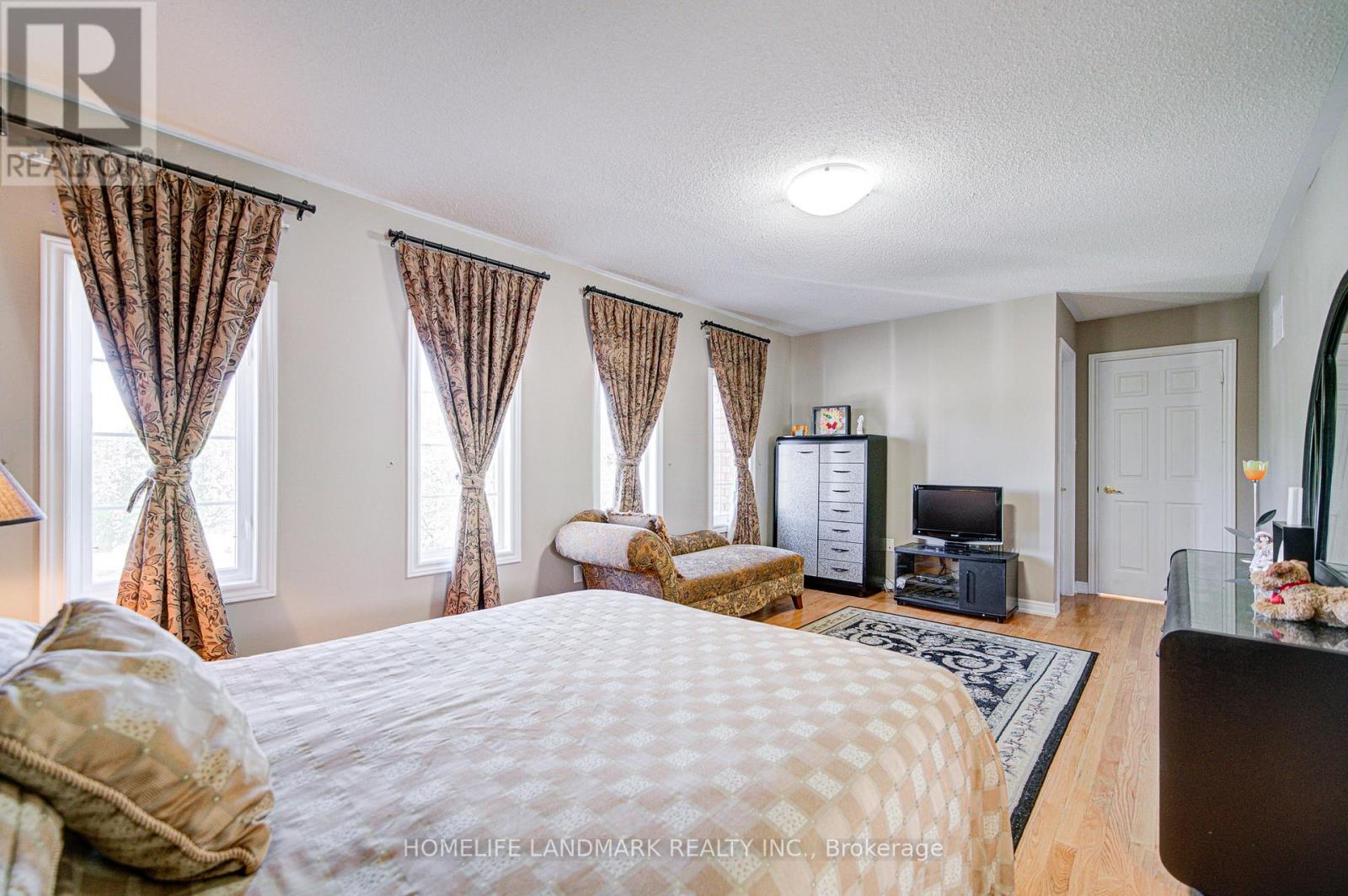 189 Silver Linden Drive, Richmond Hill (Langstaff), Ontario  L4B 4G6 - Photo 35 - N12871362