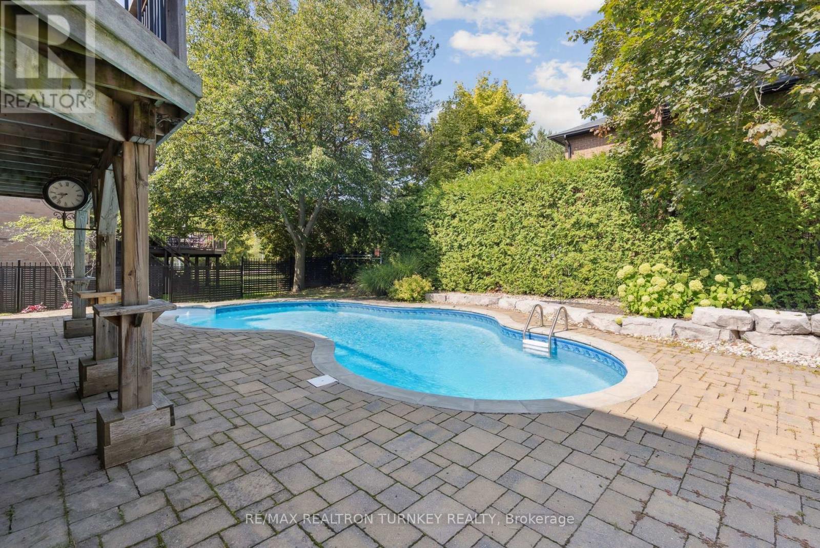 22 Trillium Drive, Aurora, Ontario  L4G 5X9 - Photo 43 - N12871372