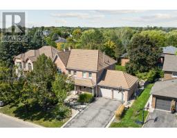 22 TRILLIUM DRIVE, Aurora, Ontario