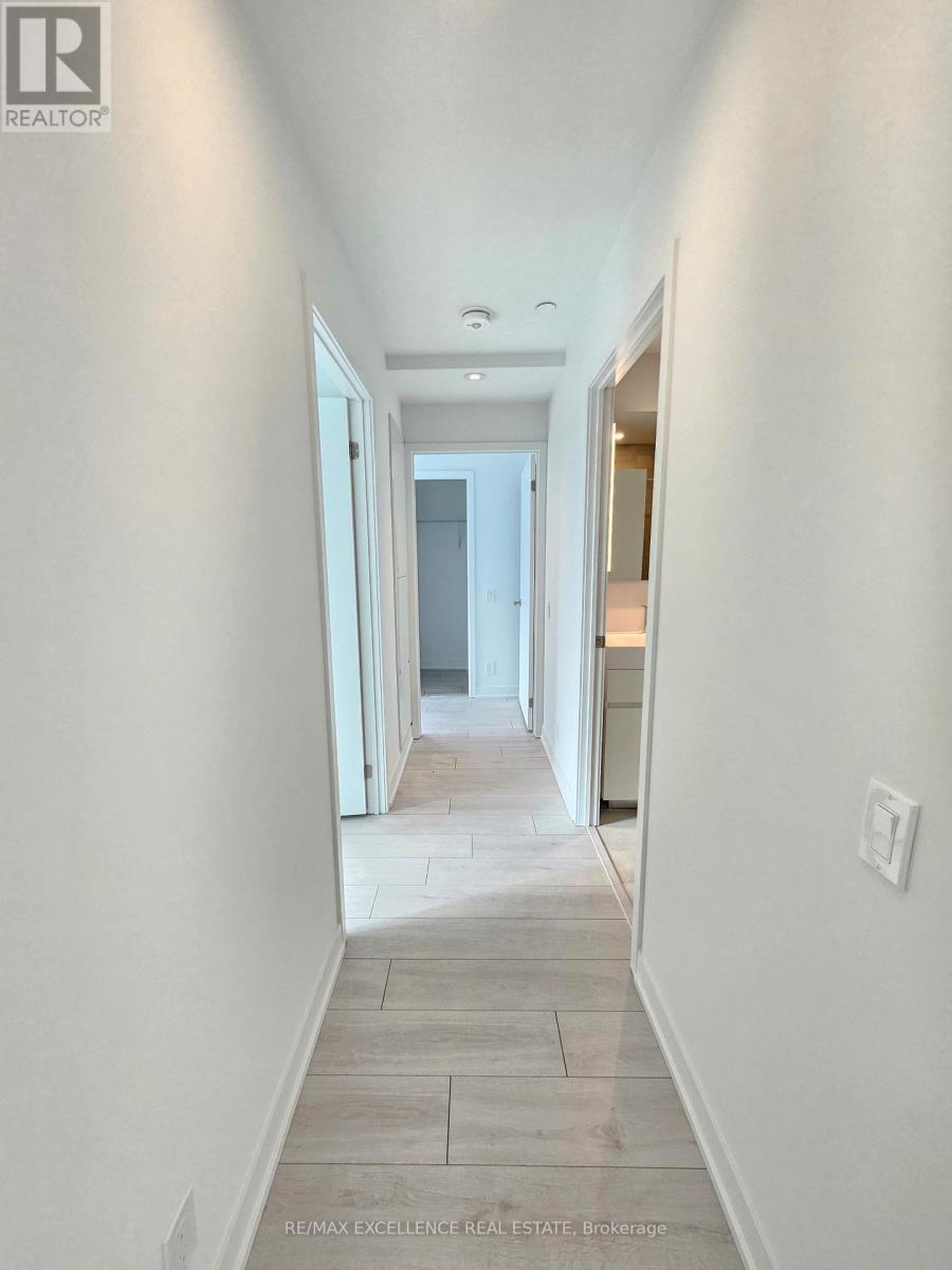 1202 - 39 Mary Street, Barrie (City Centre), Ontario  L4N 1S9 - Photo 13 - S12871290