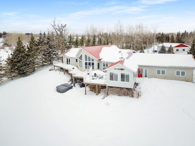 71 Tyndall Drive, Lac Du Bonnet Rm, Manitoba  R0E 1A0 - Photo 2 - 202603445