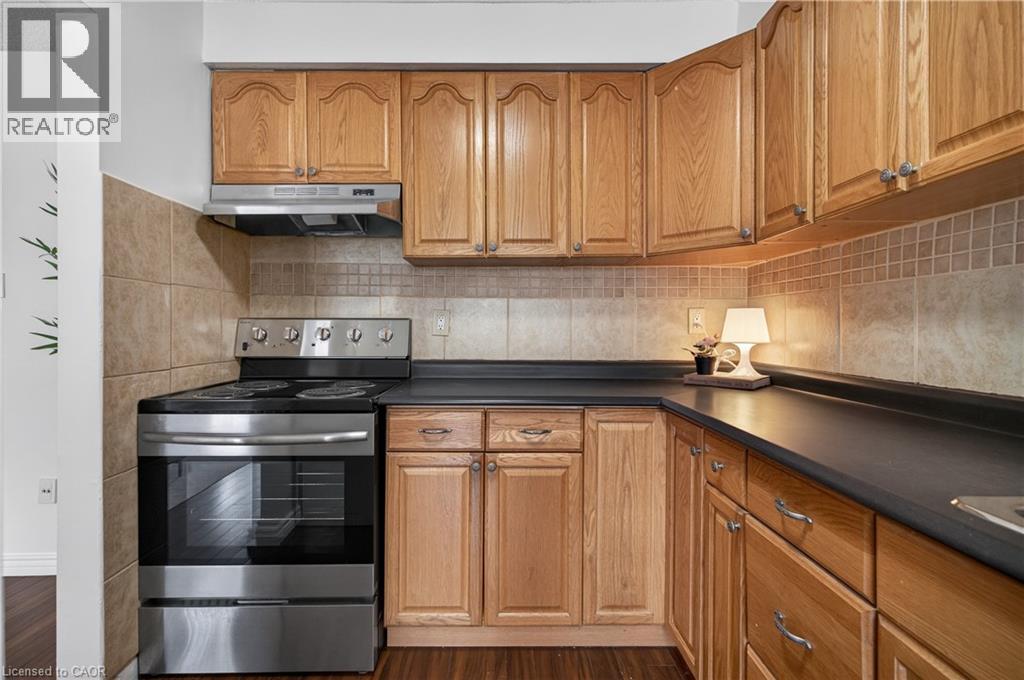 2185 Fairchild Boulevard Unit# 51, Burlington, Ontario  L7P 3P6 - Photo 16 - 40809308