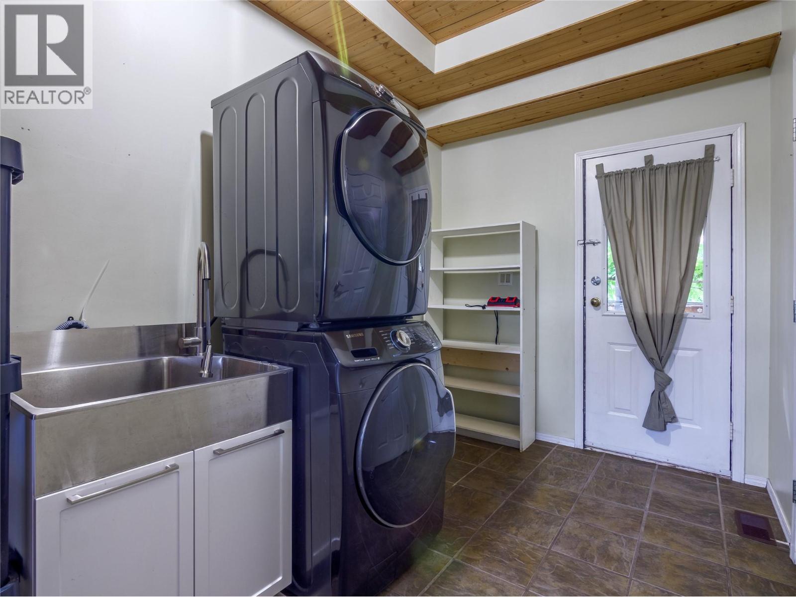 192 Lakehill Road, Kaleden, British Columbia  V0H 1K0 - Photo 34 - 10357563