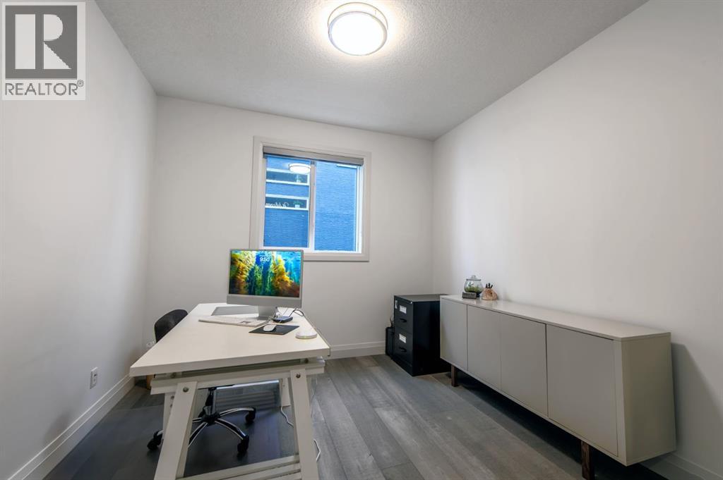 214 Aspenmere Green, Chestermere, Alberta  T1X 0W8 - Photo 15 - A2271632