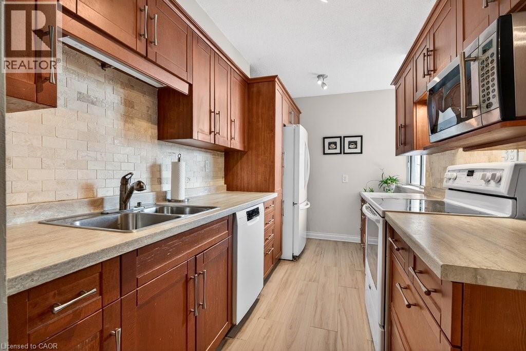 1425 Ghent Avenue Unit# 704, Burlington, Ontario  L7S 1X5 - Photo 11 - 40811017