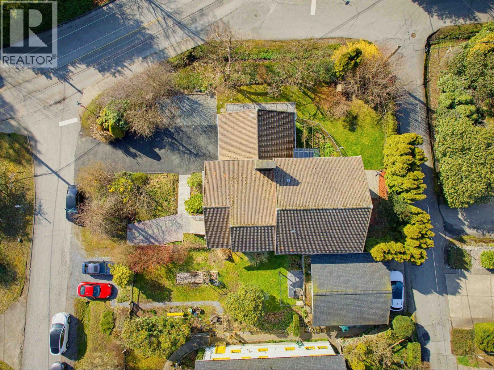 389 Metta Street, Port Moody, British Columbia  V3H 2Y6 - Photo 38 - R3098059