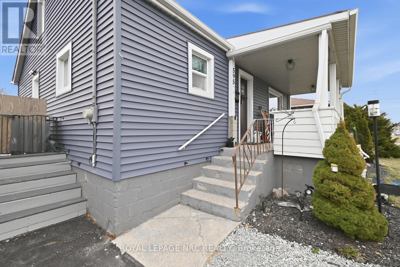 595 Lincoln Street, Welland, Ontario  L3B 4R1 - Photo 3 - X12871258