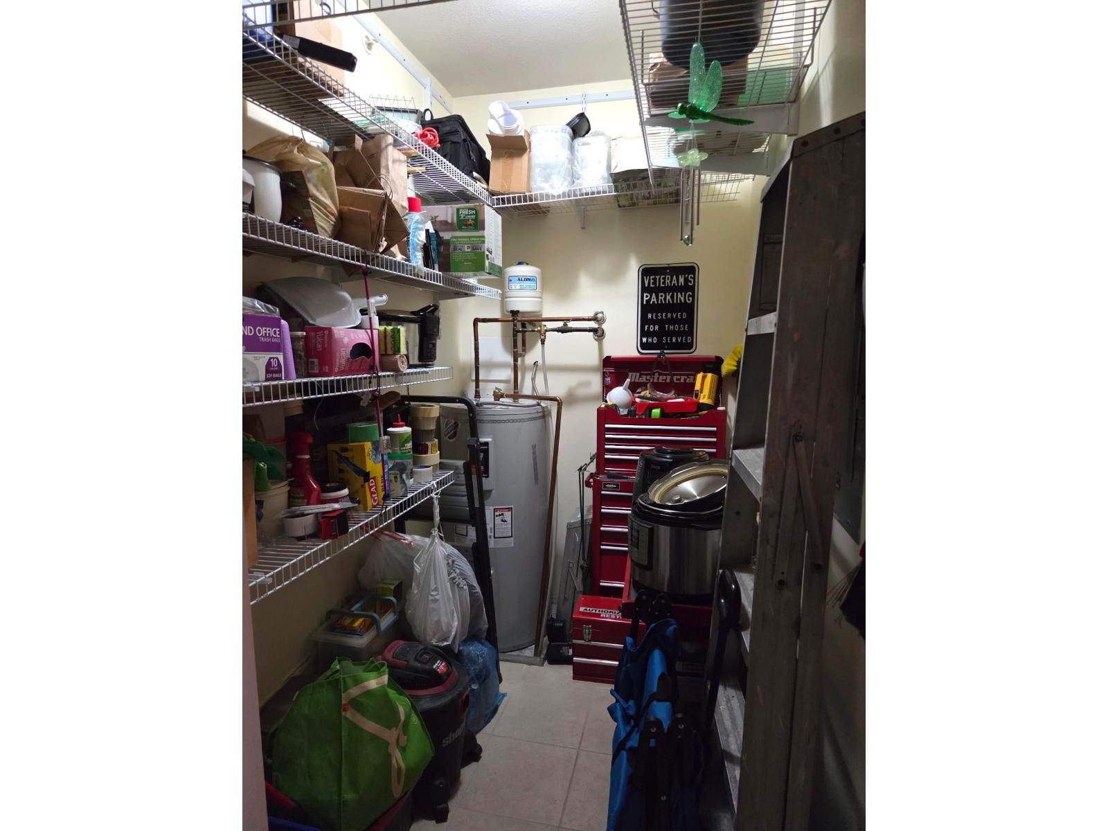 417 15385 101a Avenue, Surrey, British Columbia  V3R 0B4 - Photo 21 - R3098196