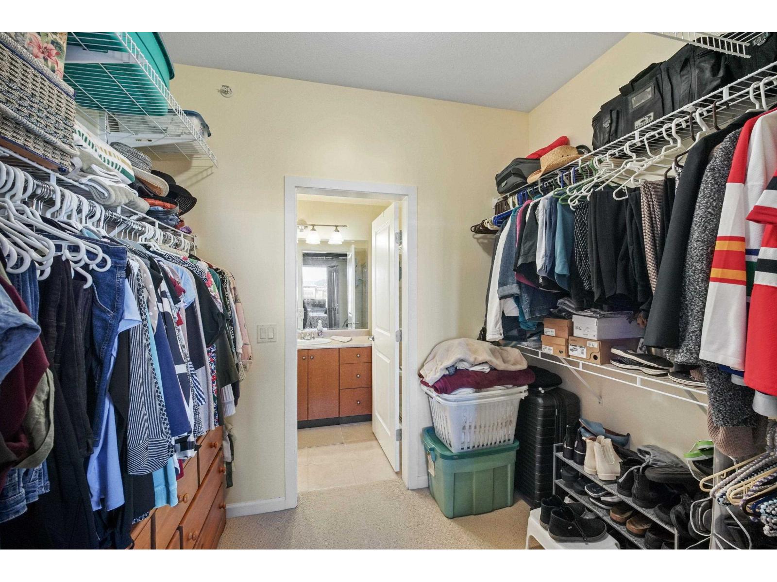 417 15385 101a Avenue, Surrey, British Columbia  V3R 0B4 - Photo 17 - R3098196