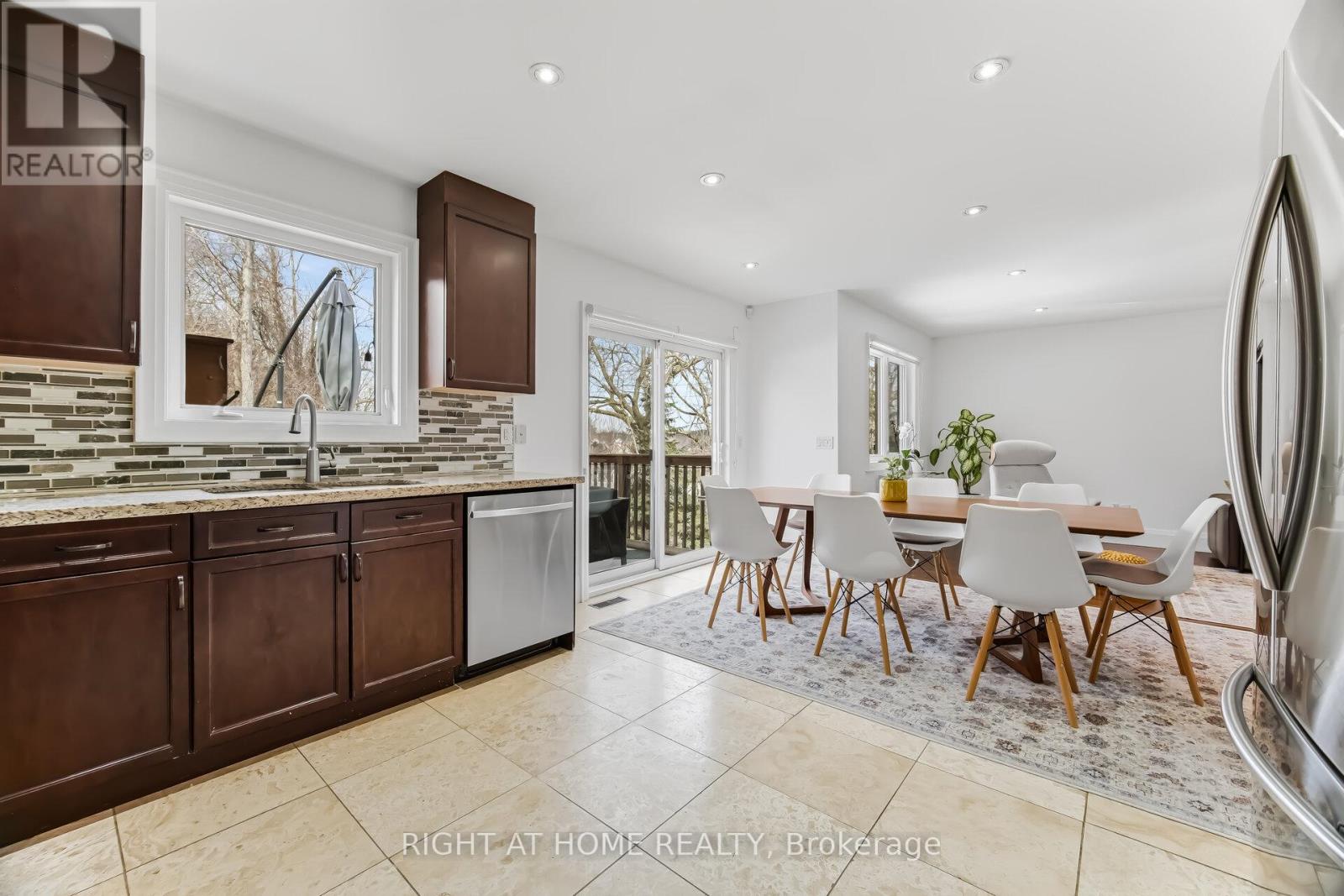 51d John Street, Halton Hills, Ontario  L7G 2J9 - Photo 15 - W12871226