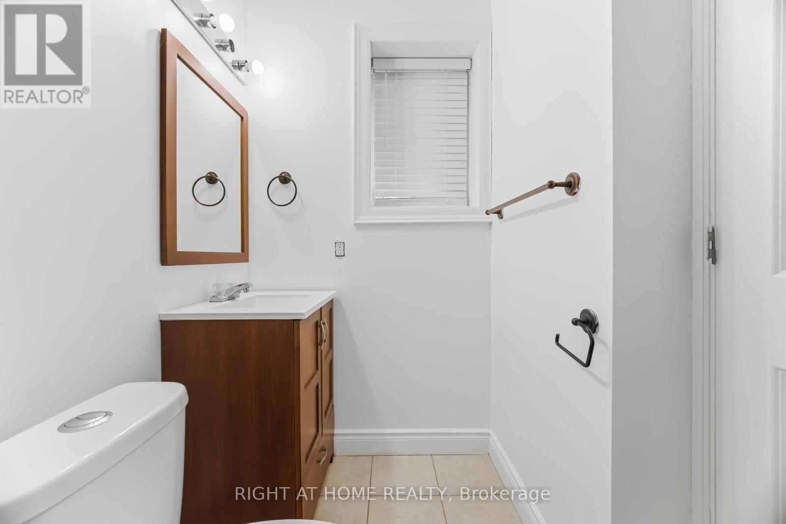 51d John Street, Halton Hills, Ontario  L7G 2J9 - Photo 32 - W12871226