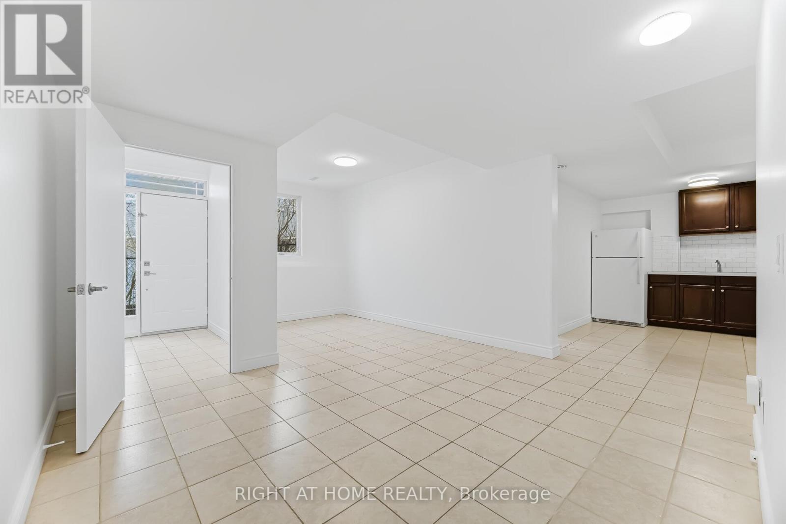 51d John Street, Halton Hills, Ontario  L7G 2J9 - Photo 35 - W12871226