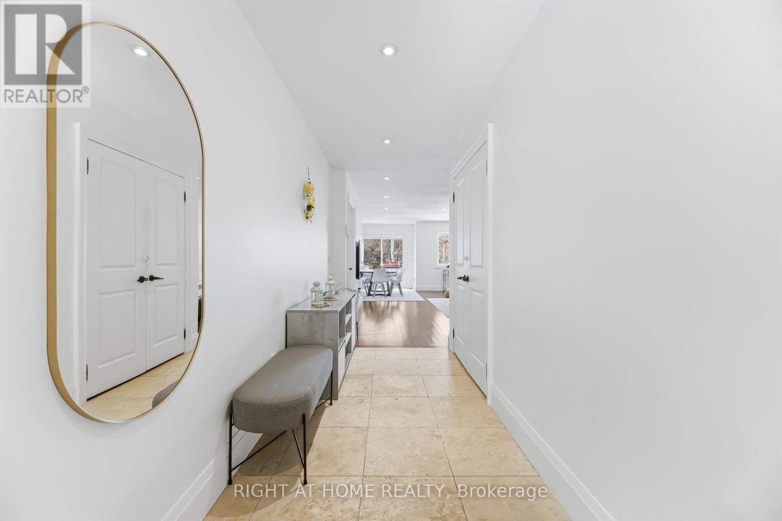 51d John Street, Halton Hills, Ontario  L7G 2J9 - Photo 6 - W12871226