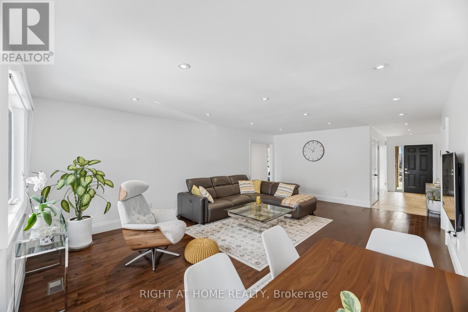 51d John Street, Halton Hills, Ontario  L7G 2J9 - Photo 7 - W12871226