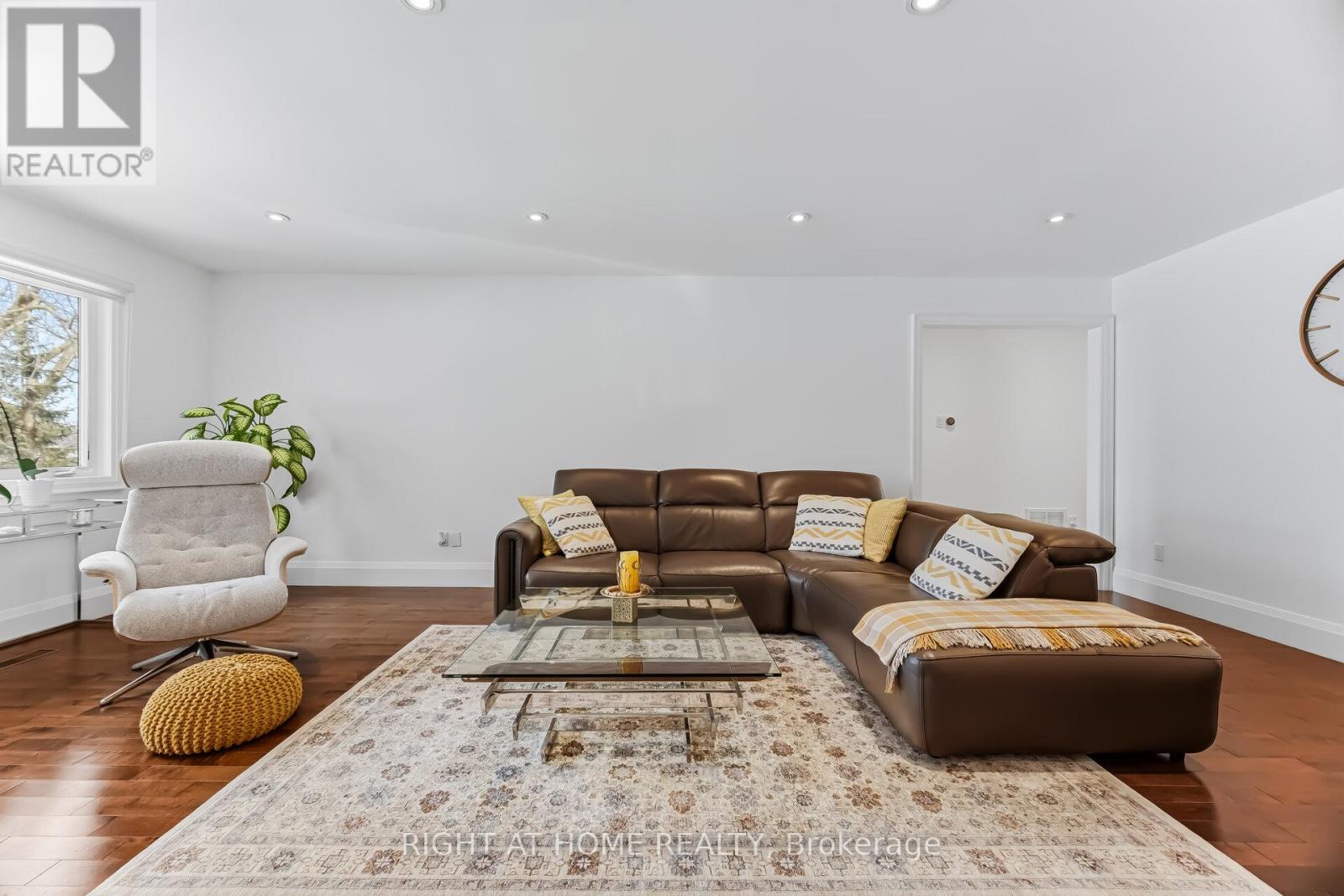 51d John Street, Halton Hills, Ontario  L7G 2J9 - Photo 9 - W12871226