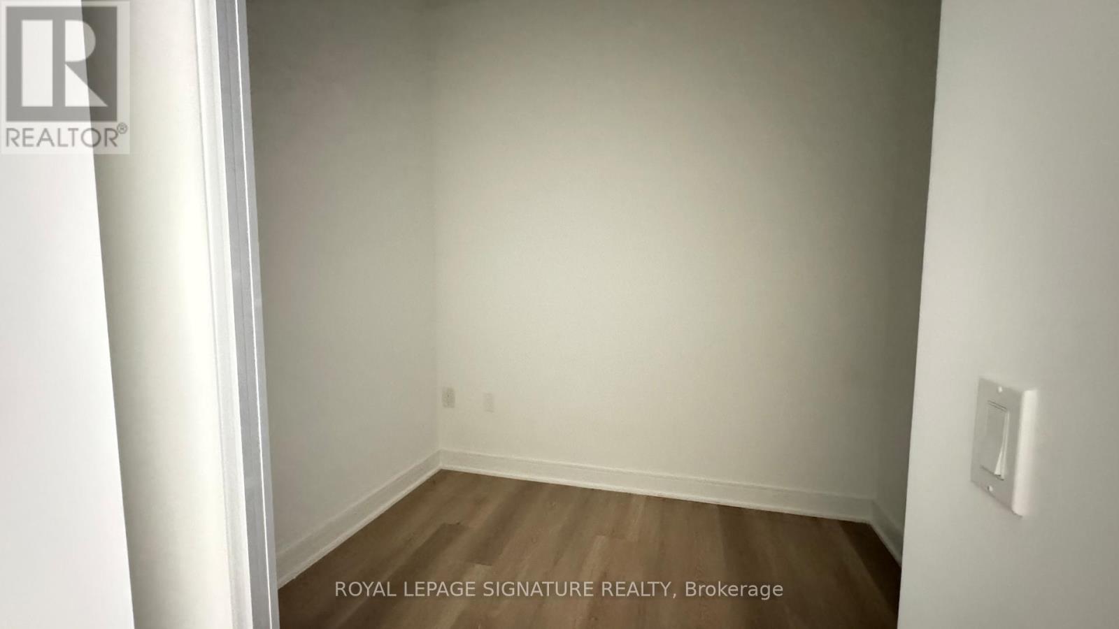 326 - 86 Dundas Street E, Mississauga, Ontario  L5A 1W4 - Photo 10 - W12871286